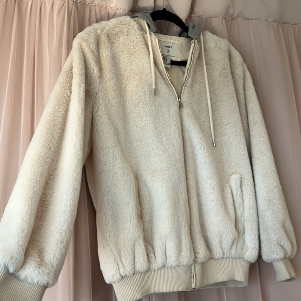 Fuzzy Zip-Up - Picture 3 of 4